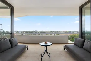 Luxe 2-Bed: Modern Interiors, Balcony & BBQ Area - Image 3