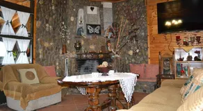 Chalet Safari - Image 5