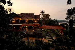 Devas Heritage Homestay 6BR with Pool by Homeyhuts - Image 4