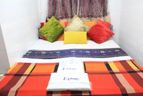Kamal Traveller Hostel - Image 2
