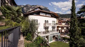 Romantik Hotel Jagdhof - Image 2