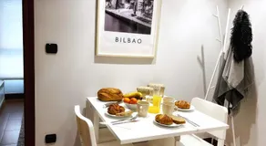Blas de Otero, Vivienda Turística Reformada con Wifi - Image 4