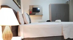 B & A Suites Inn Hotel - Quarto Luxo Platinum - Image 5