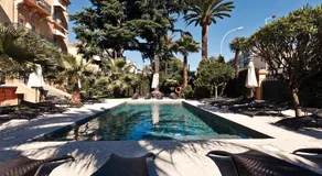 GOLDEN TULIP CANNES HOTEL de PARIS - Image 2