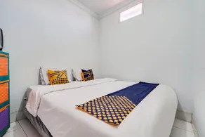 SPOT ON 91386 De Jawara Homestay Syariah - Image 2