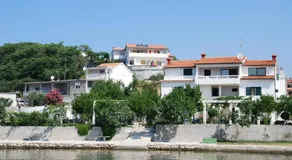 Kampor Apartments - Image 4