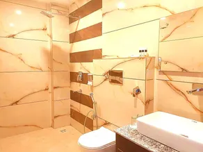 Green Retreat Hotel - Image 3