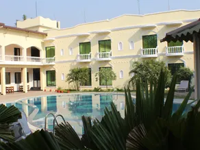 Sneha Clarks Inn Suites - Image 4