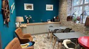 Island Lodge A relaxed Boutique stay tucked into Plymouth historic Barbican combining spacious modern rooms with warm hospitality - Image 3