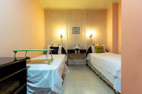 Urbanview Hotel P Residence Asemka - Image 2