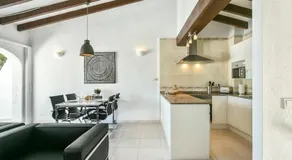 Bungalow moderno ed elegante a Moraira - Image 3