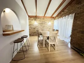 Cosy mountain hideaway in Brisbane - Image 4