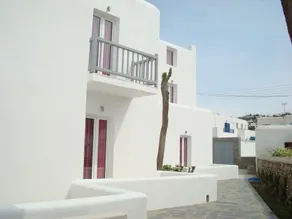 Elena Studios & Suites - Image 3