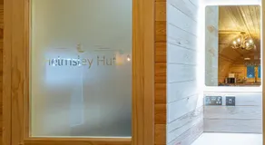 Cliff Stud Retreat - Luxury lodges and cosy cottages - Image 4