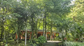"Hana's Celeste Retreat" Large Modern Villa Sleeps 6 on 20 Acres of Nature! - Image 3
