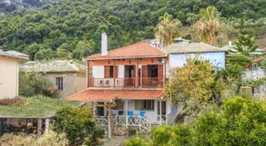 Argyroyla Damouchari Studios - Image 5