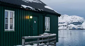 Kræmmervika Rorbuer - Rustic Cabins & Hostel in Lofoten - Image 4