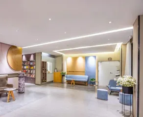 Home Inn Neo Luoyang Wanda Plaza Wangcheng Park - Image 4