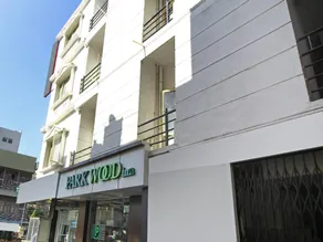 Parkwood Executive Rooms Inn - Image 4