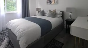 Three Bedroom Apartment - Image 4