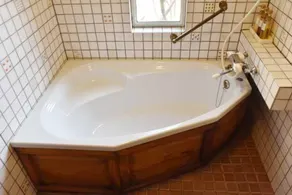 Hotel Queen's Manor - Image 3