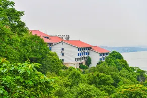 Longquan Hotel - Image 5