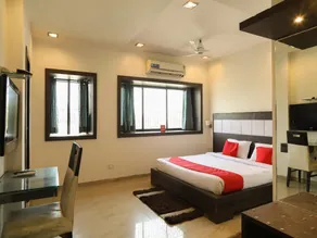 OYO 890 Seven Suites Apartment - Image 2