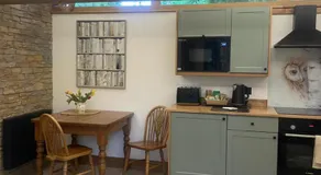 Tawny Lodge, Evesham Nr Cotswolds - Image 5