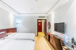Qingzhou Yishou Villa Hotel (Yunmen Mountain Scenic Area · Ancient City Branch) - Image 2