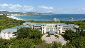 Landscape Beach Hotel Sanya - Image 4
