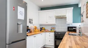 Castlereagh guest House - Image 2