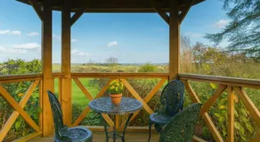 Kenn Valley View - Free Parking - Free Wi-Fi - On Site Bar and Restaurant - Image 4