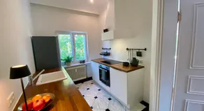 Design-Loft mit 2 Balkonen am Stadtwald - 20 min zur Messe Düsseldorf - Image 2