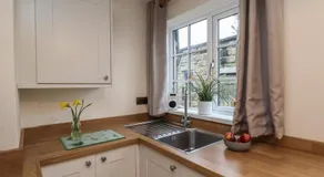 4 Lilac Cottages - Image 3