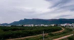 Hotel Sitar Grand - Image 5
