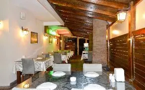 Green Palm Hotel - Image 3