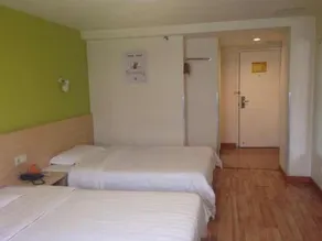 7 Days Inn Dalian Pulandian Commerical Road - Image 4