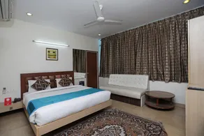OYO Hotel Vaani Continental - Image 2