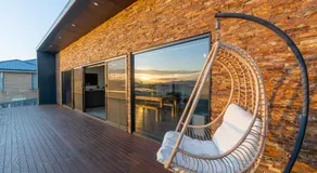 Hobart Luxury Family Home with Spa & Fire Pit, Sleeps 8 - Image 5