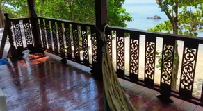 Kohjum Seafront Resort - Image 5