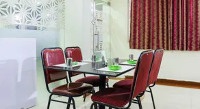 Hotel Menaka - Image 4