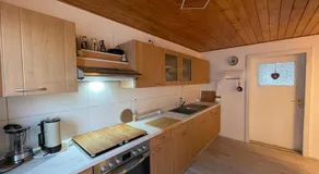 Appartamento adatto alle famiglie con griglia e giardino | Vista sul giardino - Image 3