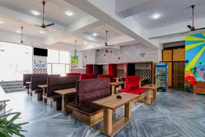 Hotel O Table And Talk - Image 4