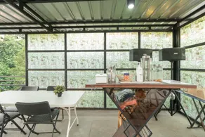 RedDoorz Plus near Jungeland Sentul - Image 4