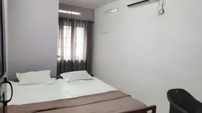 Hotel O NEW HAPPY TOURIST HOME - Image 4