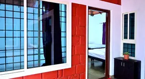 Coffee Crown Homestay - 1km to Falls, Estate, Home Food - Image 3