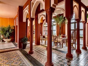 La Ray Weiman Shisan Hotel - Image 2