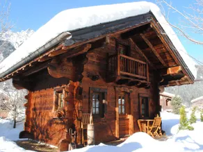 Quaint Chalet in Chamonix with Valley nearby - Image 4