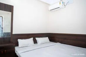 HOTEL G P GRAND - Image 5