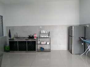HK  HOMESTAY - Image 4